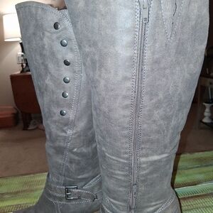 Stylish Taupe Knee High Boots - Size 10